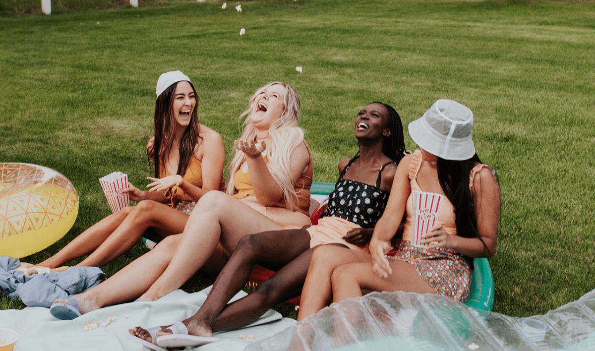 How to Throw the Ultimate Girls Night Out - Kortni Jeane